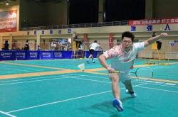 麻将胡了技巧-威海高區(qū)总工会举辦(bàn)職(zhí)工羽毛球(qiú)比賽(sài)