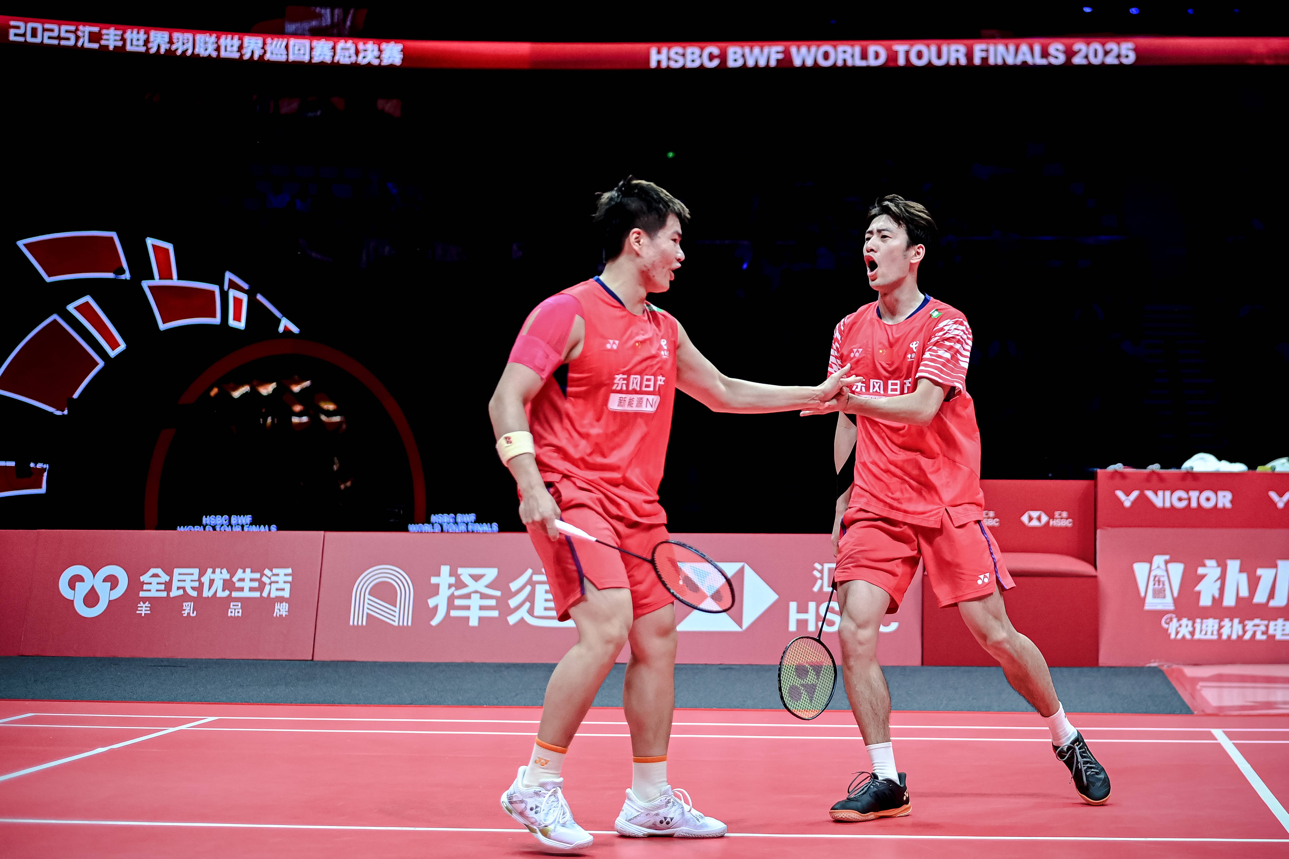 羽毛球世巡赛总决赛：梁伟铿/王昶晋级男双决赛